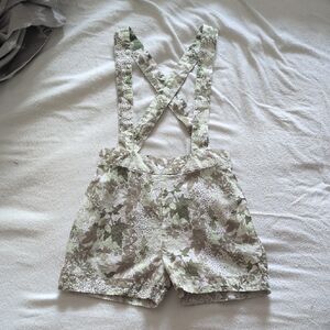 Kate Quinn Green and Cream Leaf Print Shorts